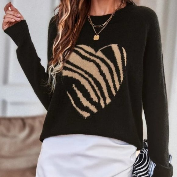 Raglan Sleeve Zebra Heart Print Knit Sweater Top - Picture 1 of 7